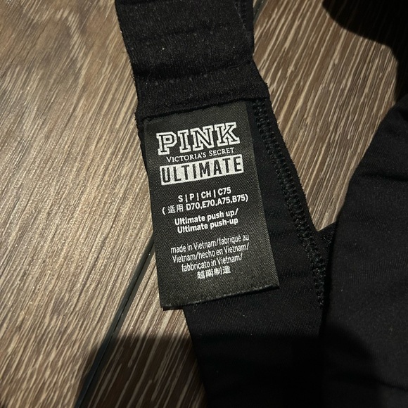 PINK ultimate push up sports bra - Picture 2 of 3